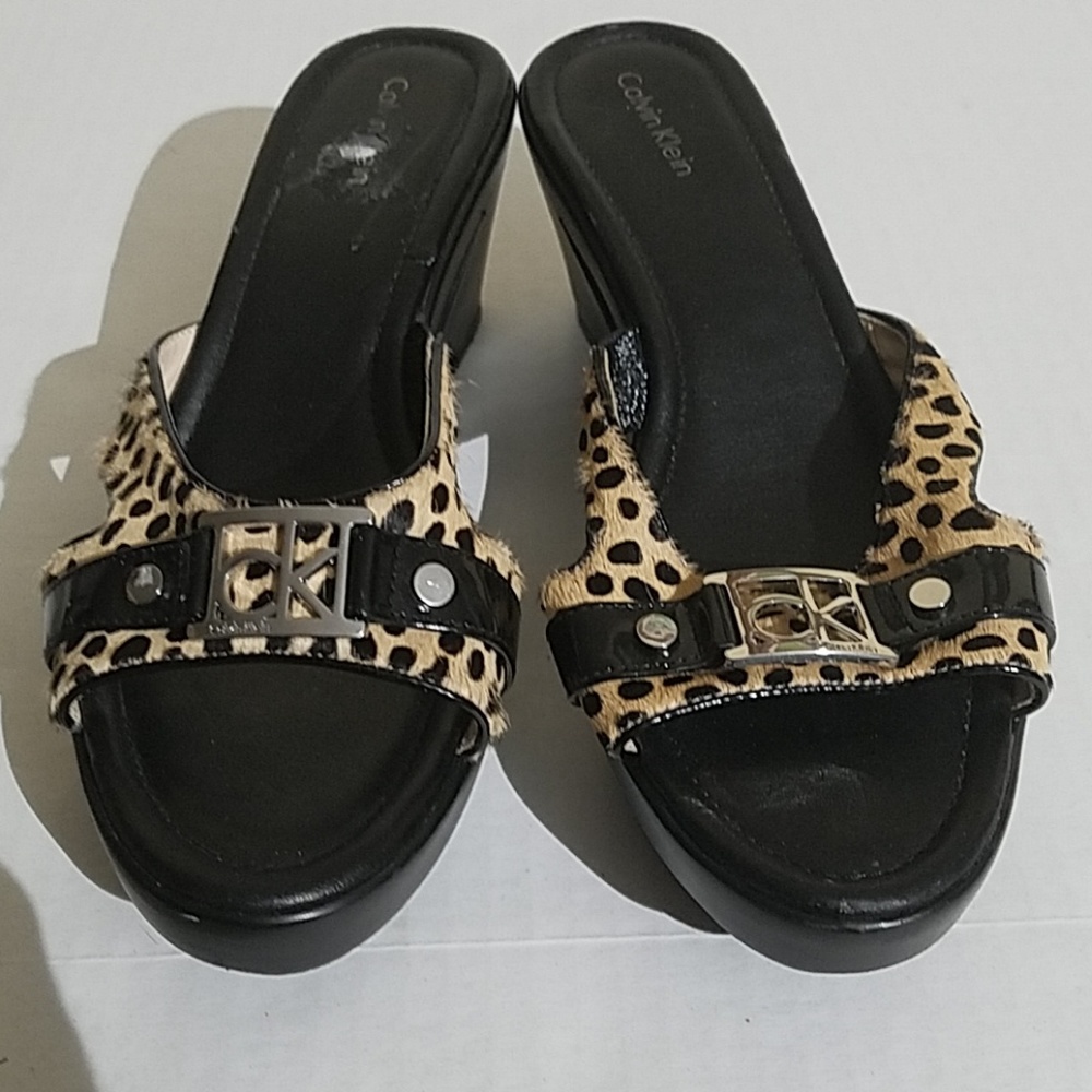 Calvin Klein Rebah wedges B41